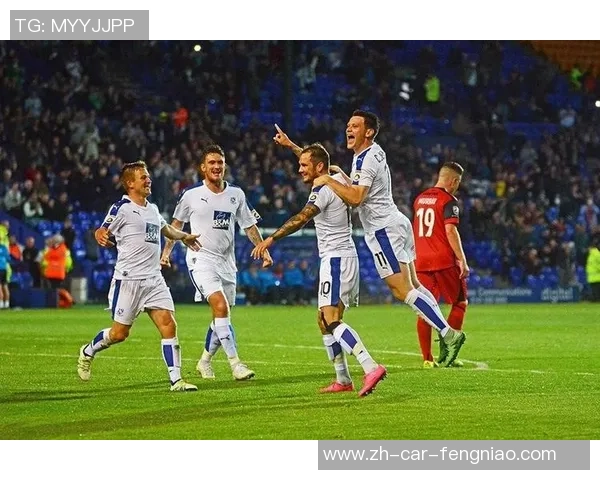 沃特福德与特兰米尔激战成和双方在比赛中展现精彩表现 沃特福德与特兰米尔激战成和双方在比赛中展现精彩表现