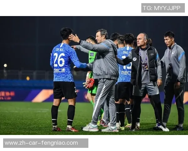 莫斯科迪纳摩U20对决乌拉尔U20青少年足球赛精彩回顾与分析